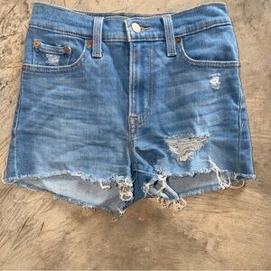 Levi's High Rise Shorts Size 24